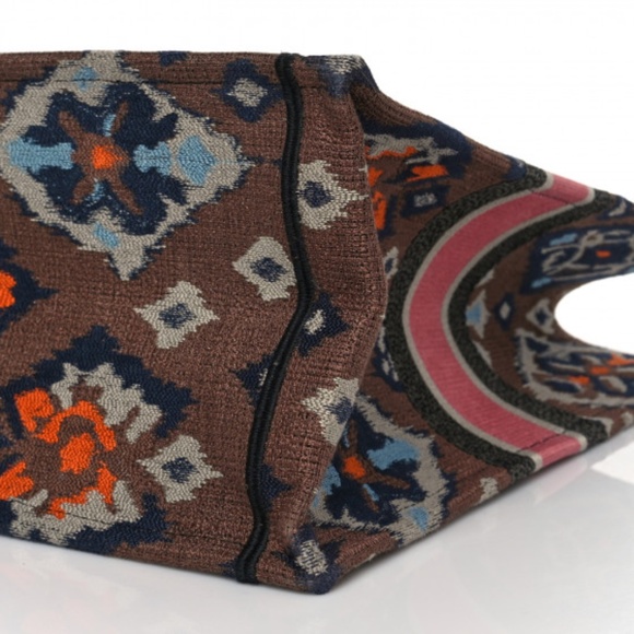 CHRISTIAN DIOR Canvas Embroidered Large Broderie Dior Flowers Book Tote Multic - Picture 10 of 11